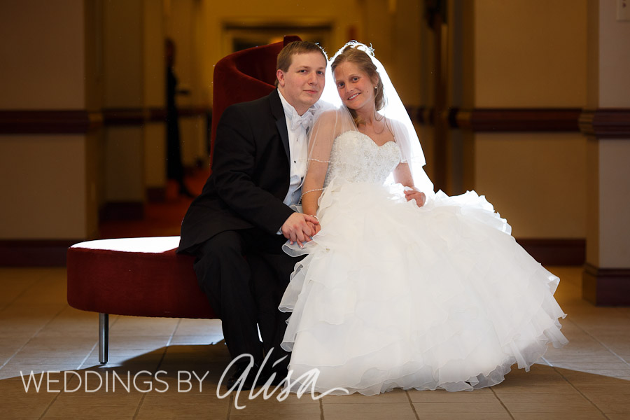 cranberry-marriott-north-wedding-receptions-27 Bride and groom posing for portraits at Marriott Hotel in Pittsburgh